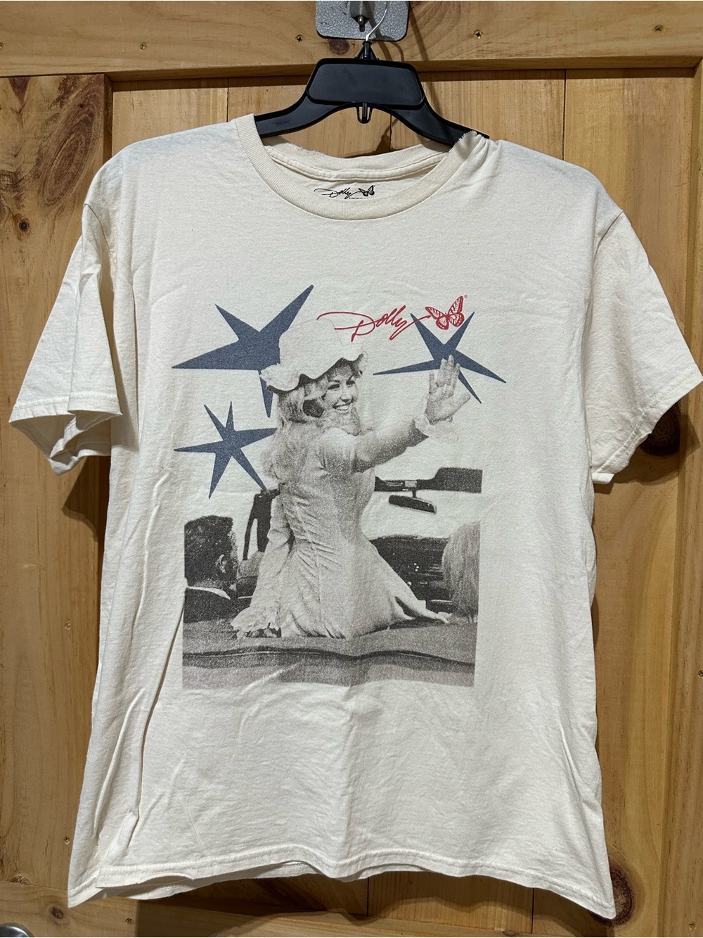 Signature Dolly Cream Graphic Tee
